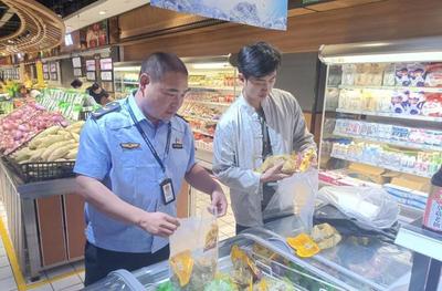 浓情端午“粽”相随，食品安全最“粽”要——县市场监管开展端午节前粽子专项抽检与咨询服务